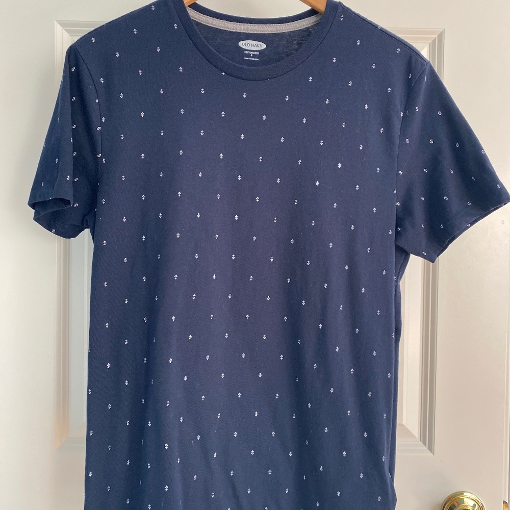 Old Navy navy anchor t-shirt